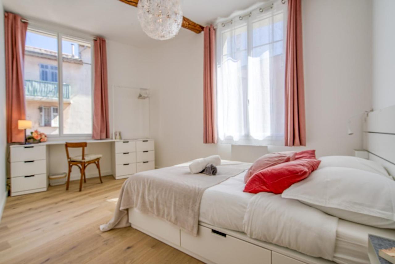 St Jobis - Charmant Appartement, Moderne Et Refait A Neuf, Vieux-Nicea Zewnętrze zdjęcie