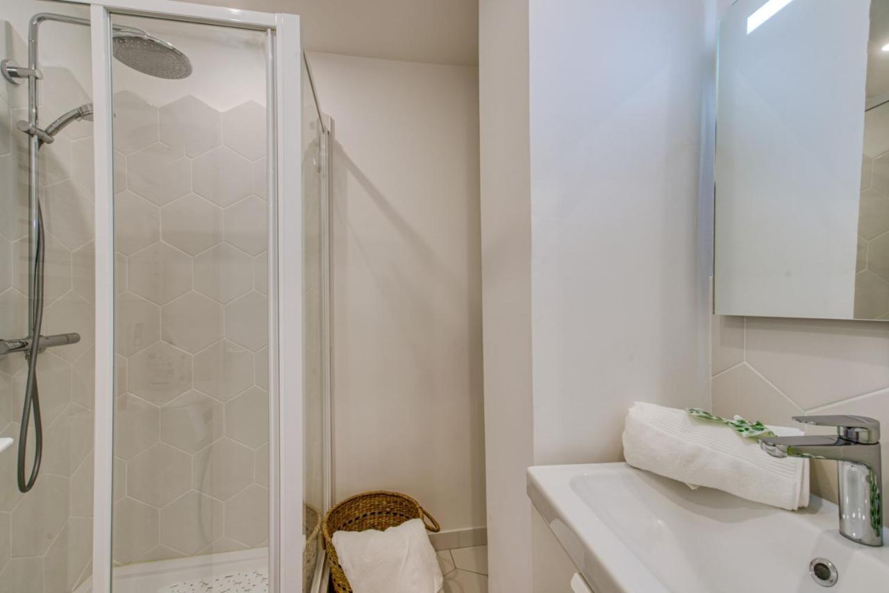 St Jobis - Charmant Appartement, Moderne Et Refait A Neuf, Vieux-Nicea Zewnętrze zdjęcie
